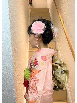 矢島美容室 荻窪店 艶やかにサイドでアップスタイル