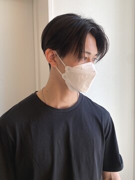 トゥ(TOE) バックシルエットが綺麗なセンターパート