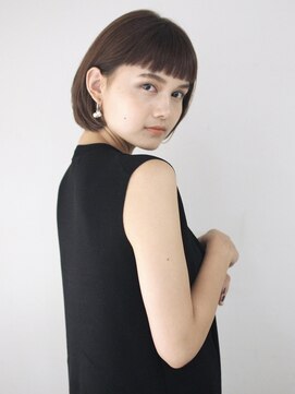 サーカス バイ ビュートリアム 青山(CIRCUS by BEAUTRIUM) 内巻き ボブ ミニボブ 顎ラインボブ 伸ばしかけボブ 青山