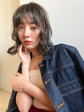 エイミー(Aimee) Aimee町田　ニュアンスミディ×アッシュブラウン