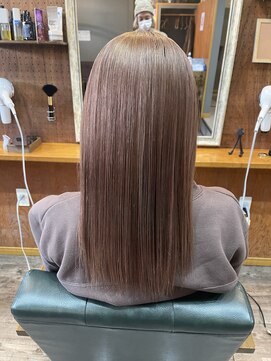 ヘアーサロン アトリエ(Hair salon ATORIE) ロングヘアブリーチカラーミルクティーベージュ