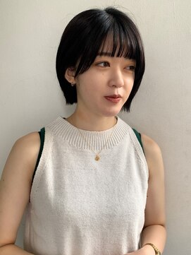 シーン(SCENE) ミニボブ　ショートボブ　ダークブラウン　黒髪【天神/今泉】