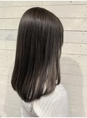 ブリーチなし/アッシュグレージュ/レイヤーカット