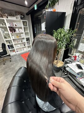 エミュ(emu) プレミアム縮毛矯正/ストレート/ロング/艶髪/美髪