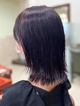 ヘアークリアー 春日部 大人可愛い外ハネミディアム ディープパープルカラー 艶感◎