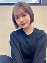 トルネード(TORNADO) フェイスレイヤーボブ 透明感カラー 切りっぱなしベージュt213