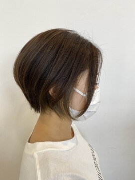 ナオシ トレス 富雄店(nao*c tres) ショートボブ