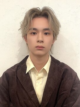 ポイントファイブバイソレイユ 小松店.5 by SOLEIL) ハイトーン×センターパート