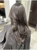 レイヤーカット×グレージュ