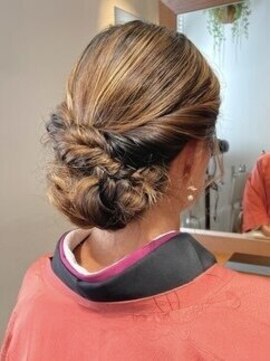 ミスト(mist) 〔mist：Yoshimi〕七五三アレンジ/ヘアアレンジ/ヘアセット #274