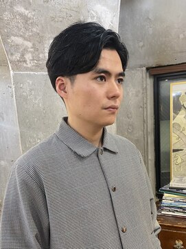 ドロシー(dorothy) 毛流れパーマセンターパート