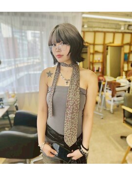 チェレ アズーリ 狭山店(Chere azuri) くびれボブ・レイヤーミディアムボブ・エンドカラー・ローライト