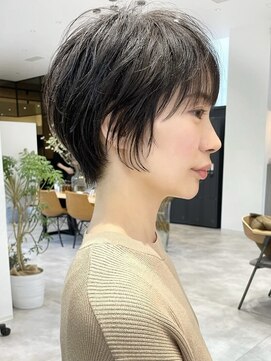 ビュートヨナカ(VIEW TOYONAKA) 40代/黒髪/くびれショート/豊中/小顔