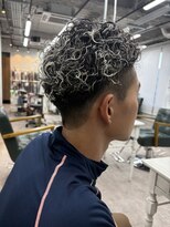 リミット 大宮(limit) 極道パーマ/ホワイトメッシュ