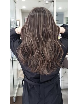 ヴィヴ(viv) ベージュハイライト