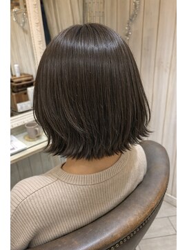 ネオリーブシェリエ 浅草店(Neolive cherie) ブラウンベージュ