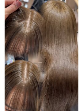 ジル(JILL) 巻いても巻かなくても可愛いヘーゼルベージュ/ブリーチなしWカラ