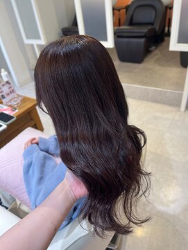 スペックホルダーミミ(Spec Holder mimi) 暗めカラーダークブラウン×巻き髪11.13