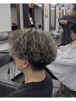 ザ クロー(THE CROW)&nbsp;ホワイトメッシュ波巻きパーマ豊橋メンズパーマケアパーマ