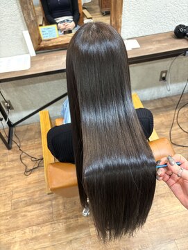 ハロ 蕨(HALO) 艶々アッシュブラウン【阿部佑香】