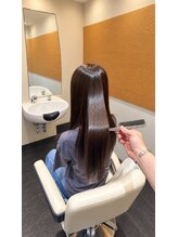 ビーアップヘアー(be:up hair) 大阪狭山市の縮毛矯正|自然な艶髪ロング