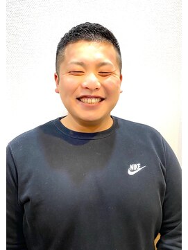 銀座マツナガ 神田店 くせ毛風メンズ短髪ソフトモヒカンナチュラルパーマ好印象！