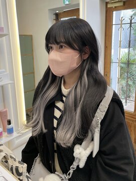 ログ オモテサンドウ(L.O.G OMOTESANDO) 『インナーカラーエクステ』自然な仕上がり 10代20代 表参道