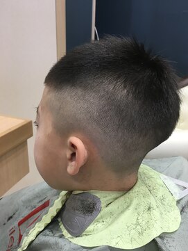 ヘアサロンアンドヘアメイクディー(hair salon hair make D) 仙台D　子供カット×キッズフェード×オンザブラックスキンstyle