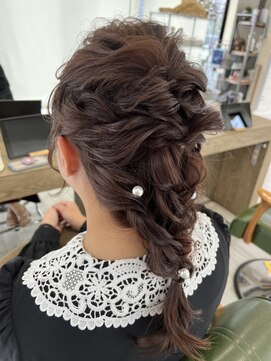 ヘアーアンドビューティー ザ ビー(Hair & Beauty the B) 大人可愛いパーティヘア☆