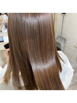 ベビーフェアリー 西宮北口店(Baby Fairy) 極艶 酸性ストレート