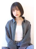 透明感たっぷりアッシュブラックボブ