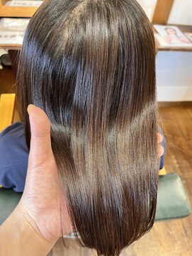 ル コワン ククー(Le coin coucou) 酸性ストレート