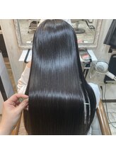 【最新髪質改善トリートメント】『ヴァルキリー』で頭皮保護と毛髪の修復を促す