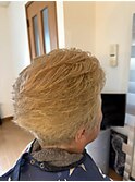 くせ毛を活かしたショート