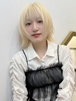 トルネード(TORNADO) ブロンド金髪 フェイスレイヤーボブ似合わせ小顔t623