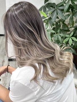 ベルヘアーデザイン 堺東(Belle hair Design) バレイヤージュシャドールーツレイヤーカットイルミナカラー堺東