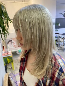 ナイーブヘアデザイン(NAiVE HAIR DESIGN) ハイトーン