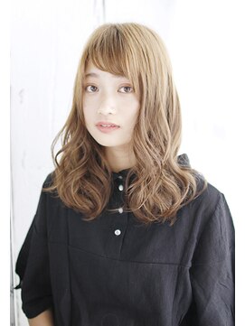 シュシュット(chouchoute) 大人ガーリーミディアムレイヤー似合わせカットダークアッシュ85