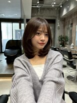 ファルベ(Farbe)&nbsp;大人ガーリーダークアッシュ似合わせカットメディアムレイヤー