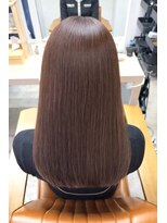 クア(qua) 【北千住】イルミナカラー 上質ショコラベージュ