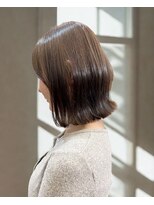 ロシェ 横浜店(loche)&nbsp;くびれミディ×ミルクブラウン×レイヤーカット×横浜