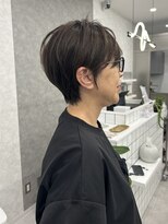 アト(Ato.)&nbsp;大人クールなくびれショートx白髪ぼかしハイライト【菅井】