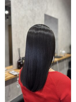 リーブル(LIBRE)の写真/髪の悩みに合わせた縮毛矯正や、レイヤーカットが得意なサロン
