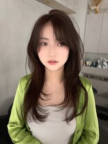 フィルムス ヨコハマ プラス(FILMS 横浜 +) セミロング/くびれレイヤー/髪質改善/顔周り/横浜+