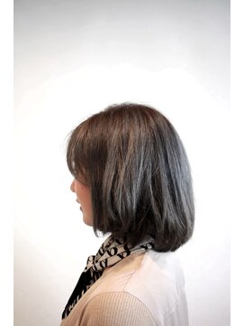 エメールヘア(aimere hair) ホワイトアッシュブラウン