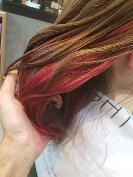 アーサス ヘアー デザイン 上越店(Ursus hair Design by HEADLIGHT) インナーピンク！