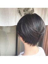 クルミ(kurumi)&nbsp;スッキリえりあしショートとボブのあいだ