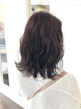 ブレイズ ザ サロン(BLAZE THE SALON) 赤み控えめの優しいピンクバイオレットカラー【BLAZE 大庭】