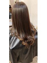 艶さらヘアエステ・カラー（髪質改善ヘアカラー）　施術工程　　艶が出て　　サラサラ約１ヶ月持続