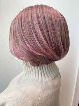 ステア ケース(stair case) 白髪が多いからこそできるふんわりピンク